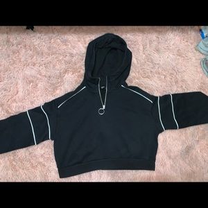 Very cute cropped hoodie